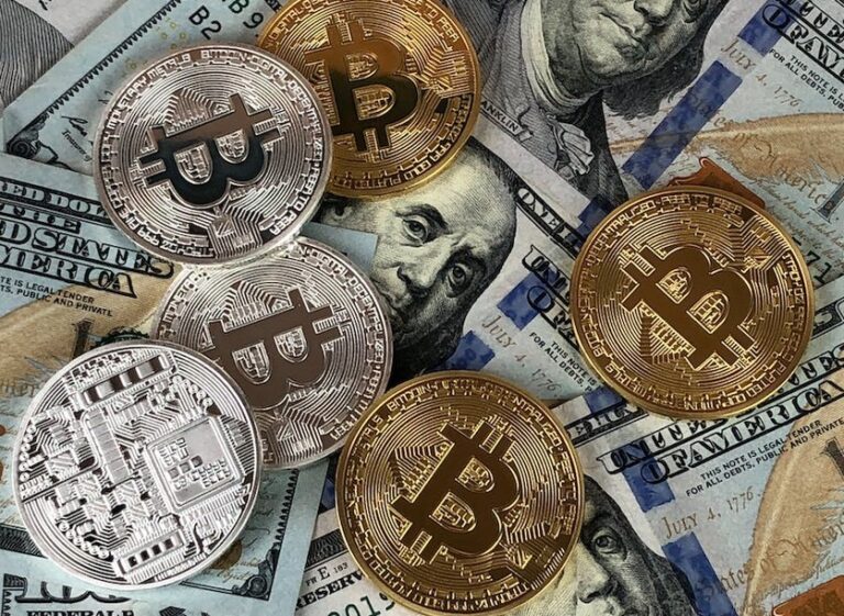 How to Invest in Cryptocurrencies