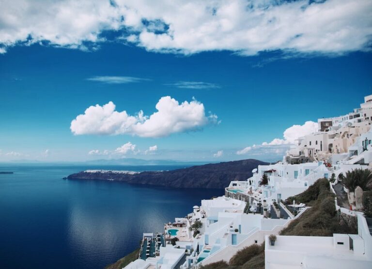 Enchanting Santorini: Romance and Adventure in the Greek Isles