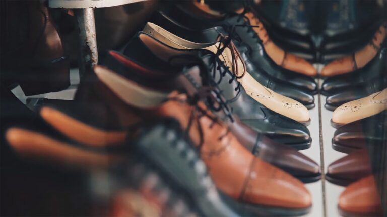 Stepping Up Your Casual Style: A Guide to Selecting the Perfect Shoes for Men