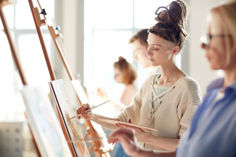 How to Start Painting as a Creative Hobby